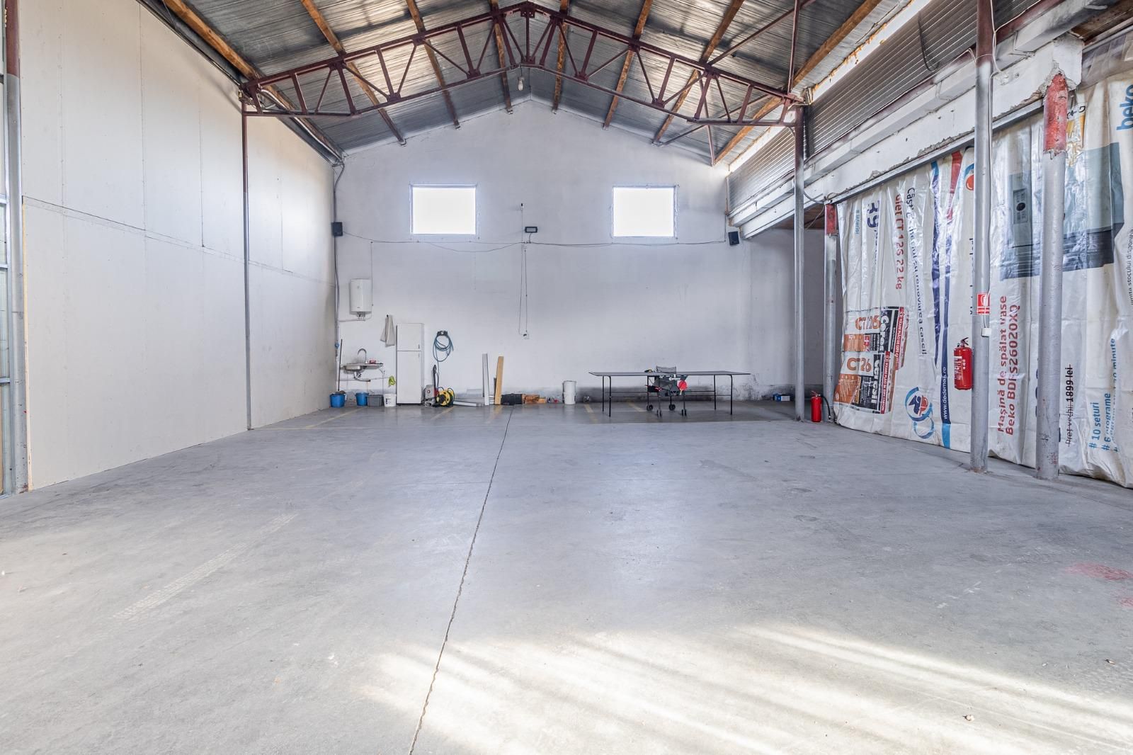 Hala + birouri, 3300 mp teren, toate utilitatile - Poză 9