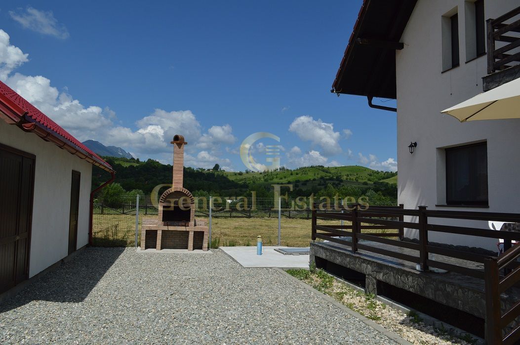 Vilă cu suflet și poveste în Tohanu Nou – Bran - Poză 4