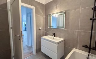 Apartament 4 camere | Etaj 4 | Comision 0 % | Loc de parcare - Poză 4