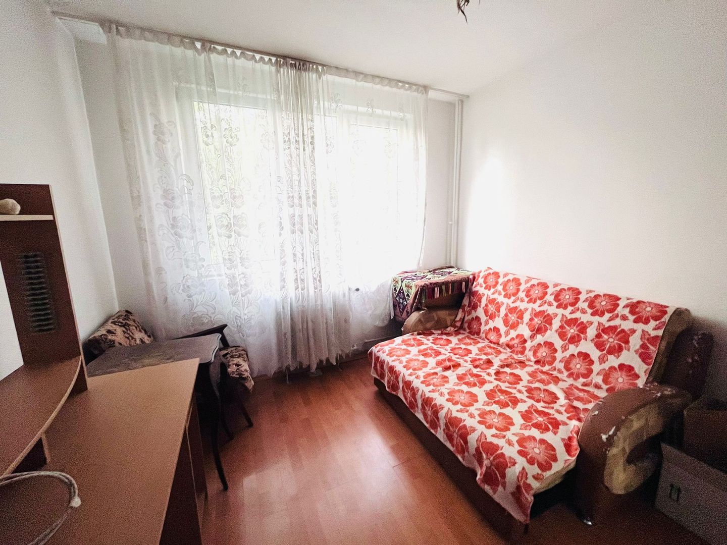 APARTAMENT 3 CAMERE DECOMANDAT SU 63MP ETAJ 3/4 DRUMUL TABEREI - Poză 6