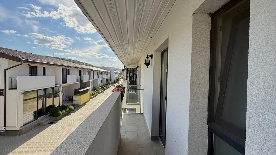 Casa înșiruită în ansamblu exclusivist | liniște intimitate și comfort - Poză 30