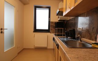 Buziasului; centrala proprie, loc parcare. - Poză 14