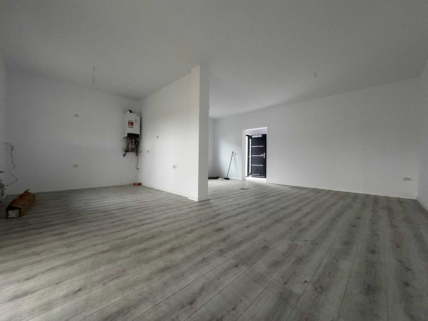 DUPLEX PARTER, MOSNITA NOUA, TOATE UTILITATILE - Poză 1