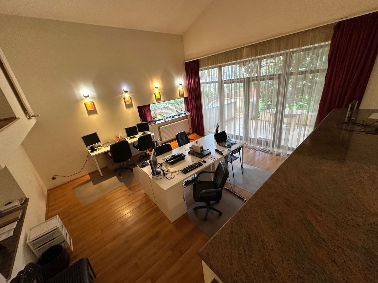 Casă / Vilă cu 6 camere în zona  Calea Aradului - Poză 6