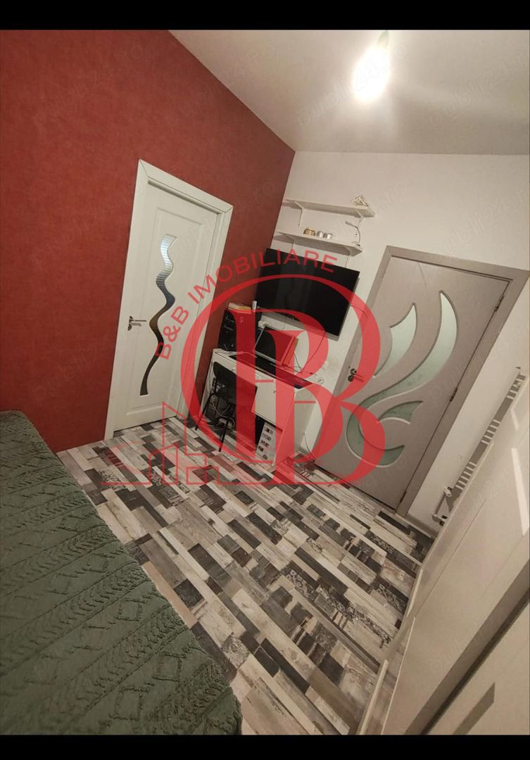 Garsoniera Decomandata Mobilata si Utilata 12 min Metrou Teclu - Poză 2