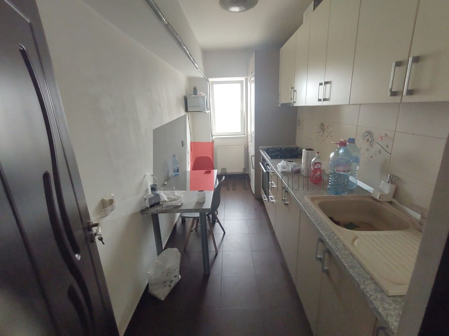 Vânzare apartament 2 camere decomandat cu centrală Pasajul Europa Unită - Poză 1