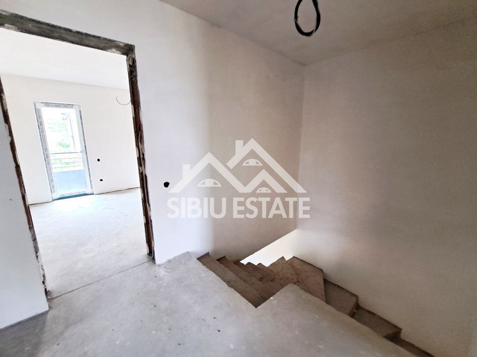Casa noua cu pivnita  Sibiu Calea Cisnadiei - Poză 16