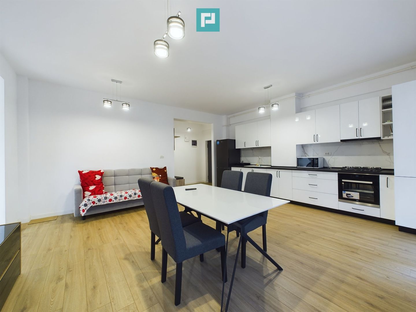 Apartament modern cu două camere, in bloc nou cu lift - Poză 2