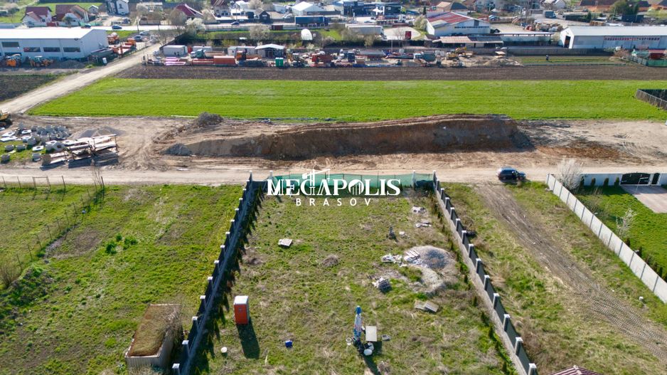 Teren intavilan | Autorizație de construcție + Avize | P + 2E + M - Poză 4