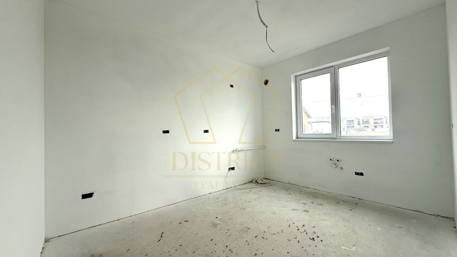 Duplex cu bucatarie inchisa si 4 camere | Sacalaz - Poză 4