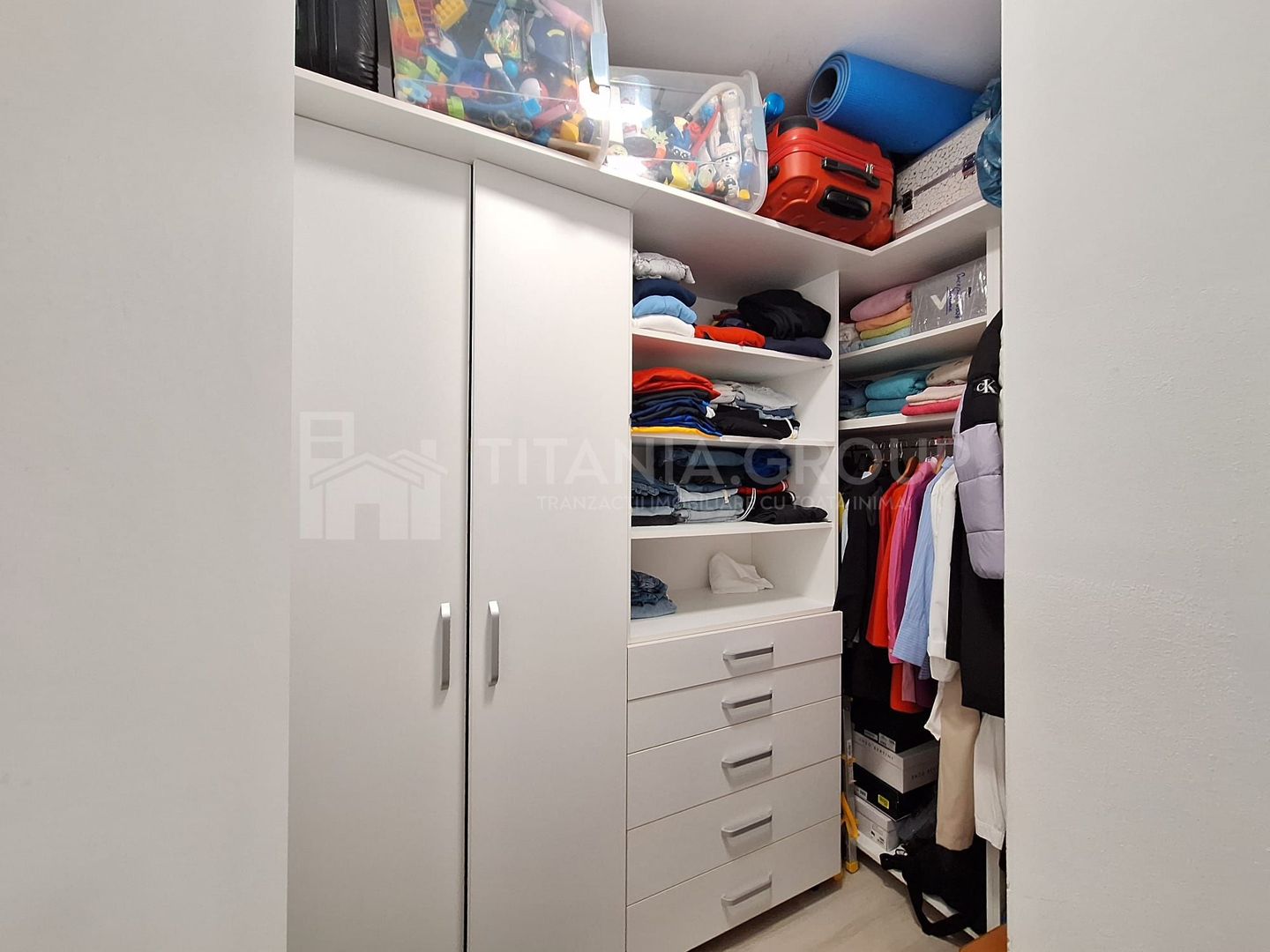 Apartament 2 camere decomandat, spatios,  Coresi Isaran - Poză 10