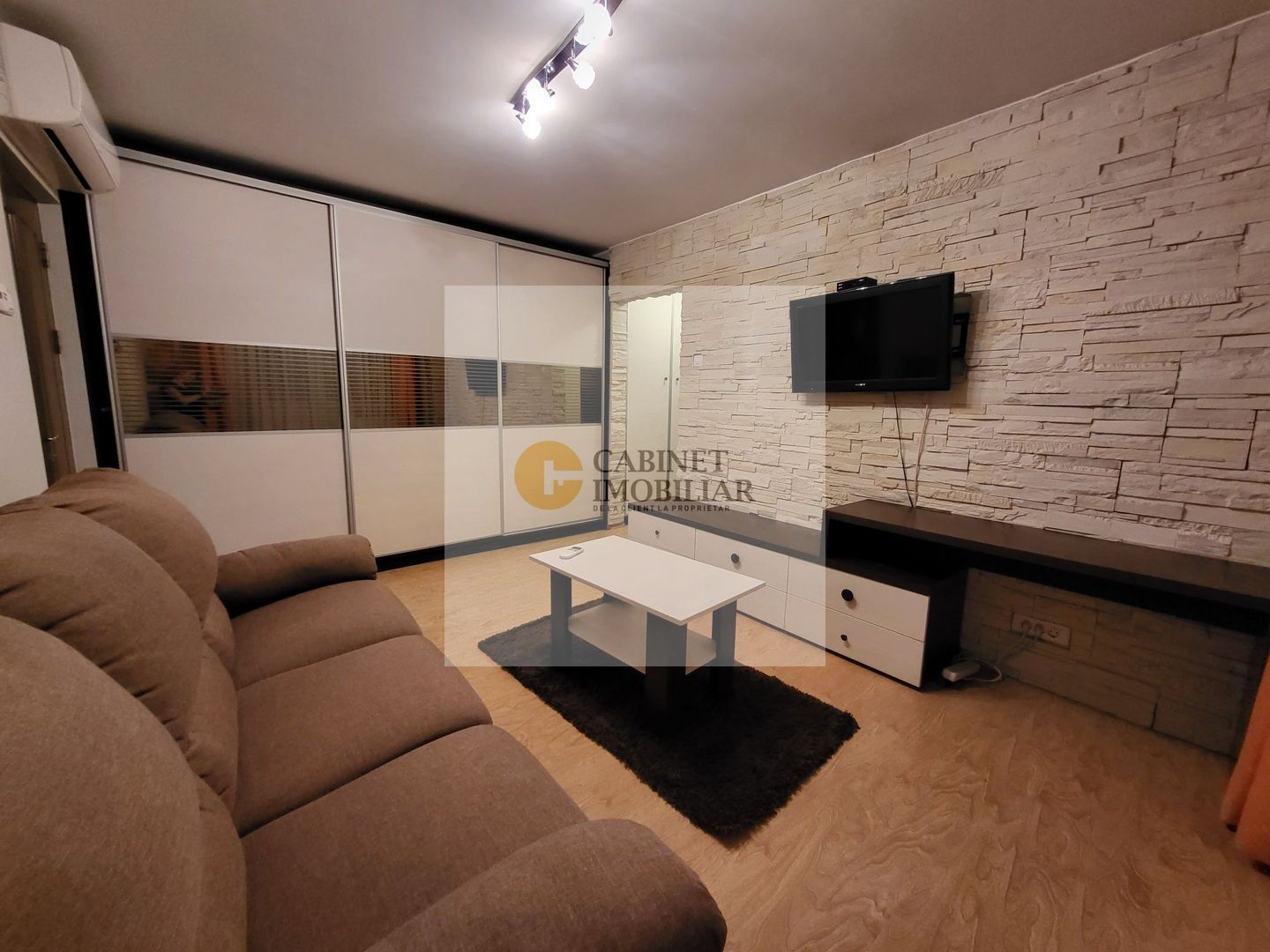 Apartament 2 camere | Mobilat modern | Centrală proprie | Parcare - Poză 1