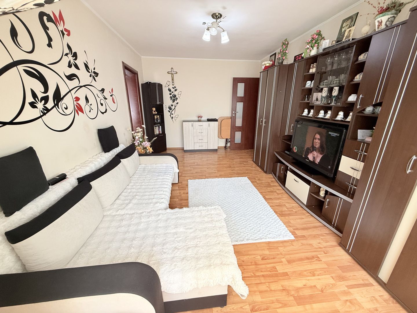 Ap 2 camere 55 mp - mobilat - zona centrala - Str Schelelor - Poză 1