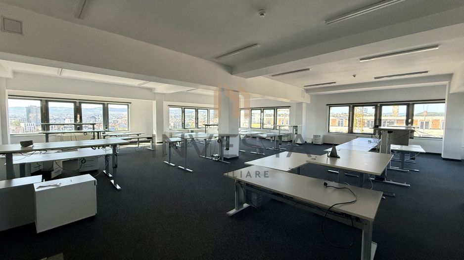 Ultimul etaj, vedere panoramică – Spațiu de birouri - Poză 2