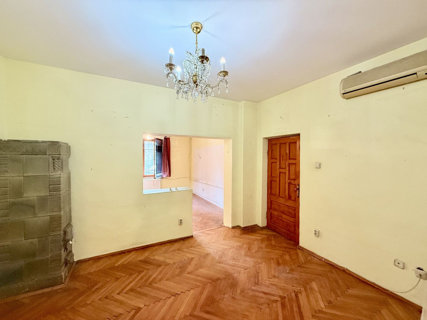 Vila 200 mp desfasurati cartier de case Belvedere Regie - Poză 17