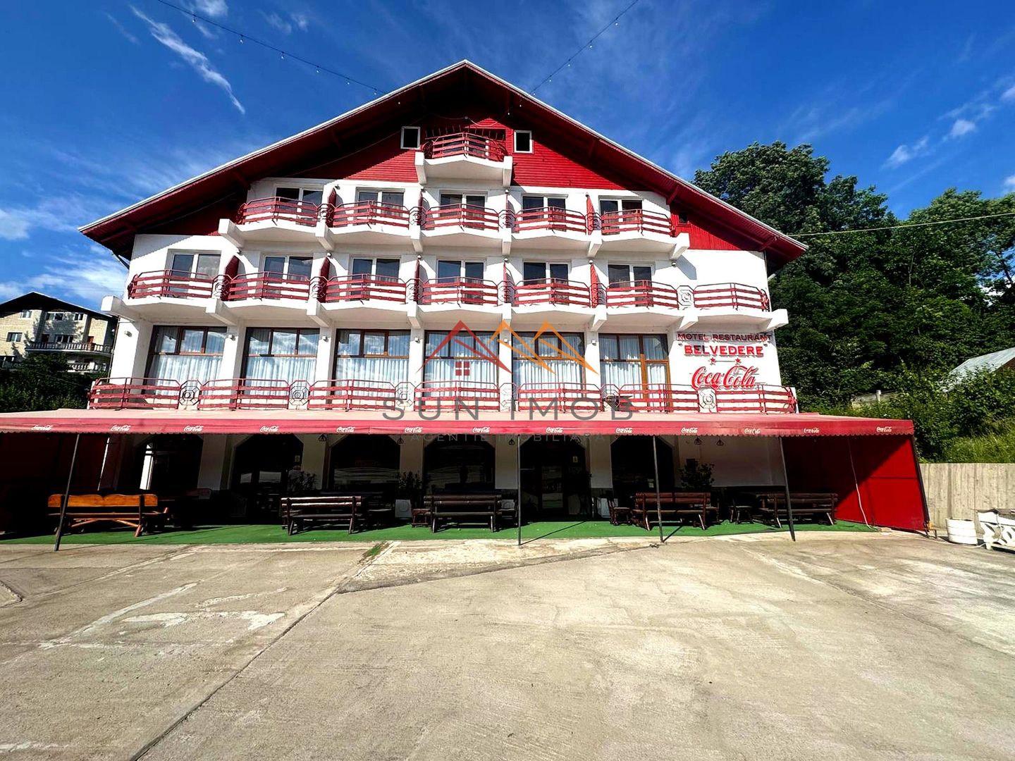 Oportunitate unică Valea Prahovei, hotel+vilă+business, teren 8137 mp - Poză 1