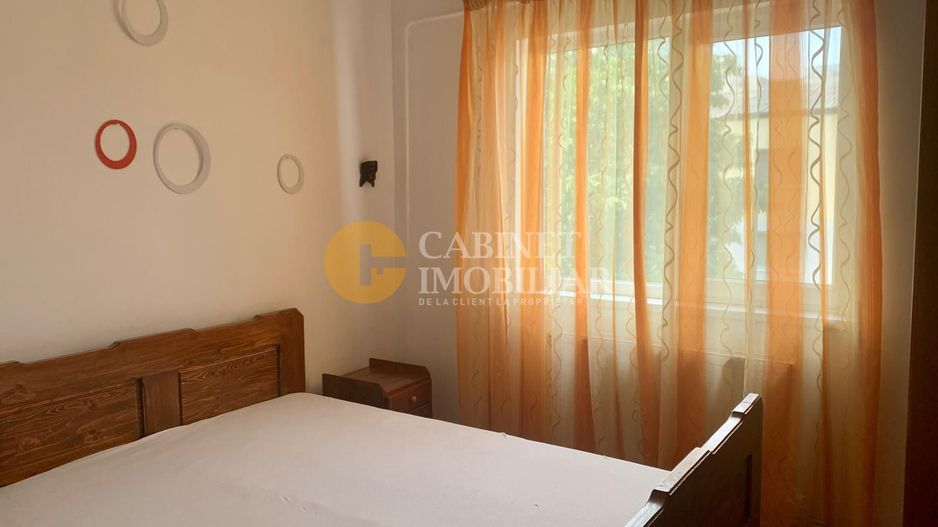 2 CAMERE-- MOBILAT SI UTILAT -- ALPHA BANK PACURARI - Poză 1