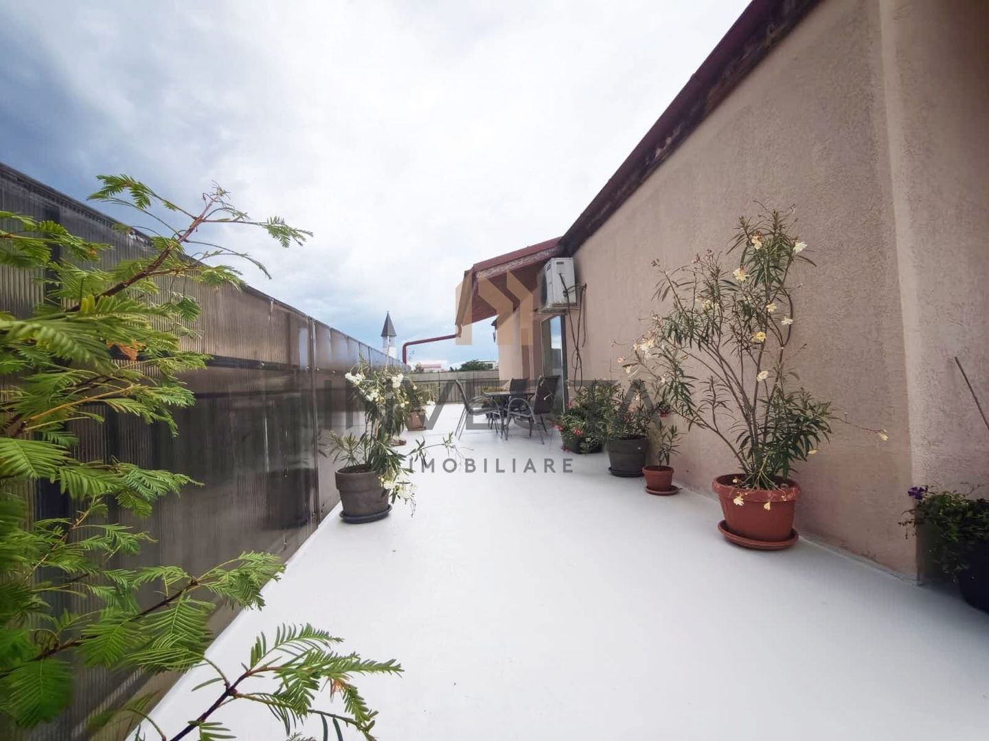 Apartament 4 camere, 92 mp utili + terasa 105 mp, zona Intre Lacuri - Poză 11