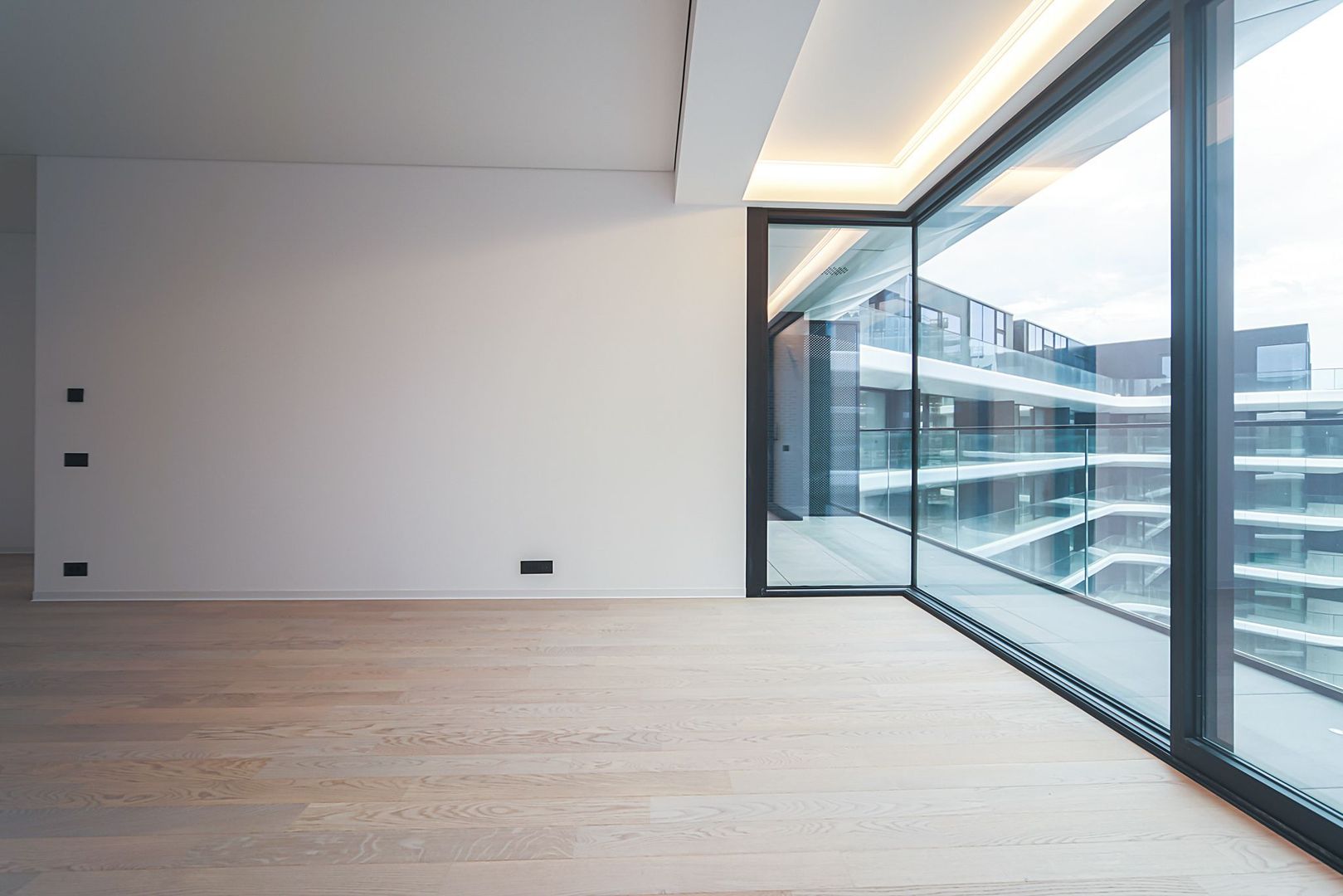 Apartament de Vânzare cu 2 Camere în Zona de Nord a Bucureștiului - Poză 15