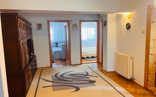 Apartament ultracentral, 3 camere, cu priveliste impresionanta, langa Mercur - Poză 2
