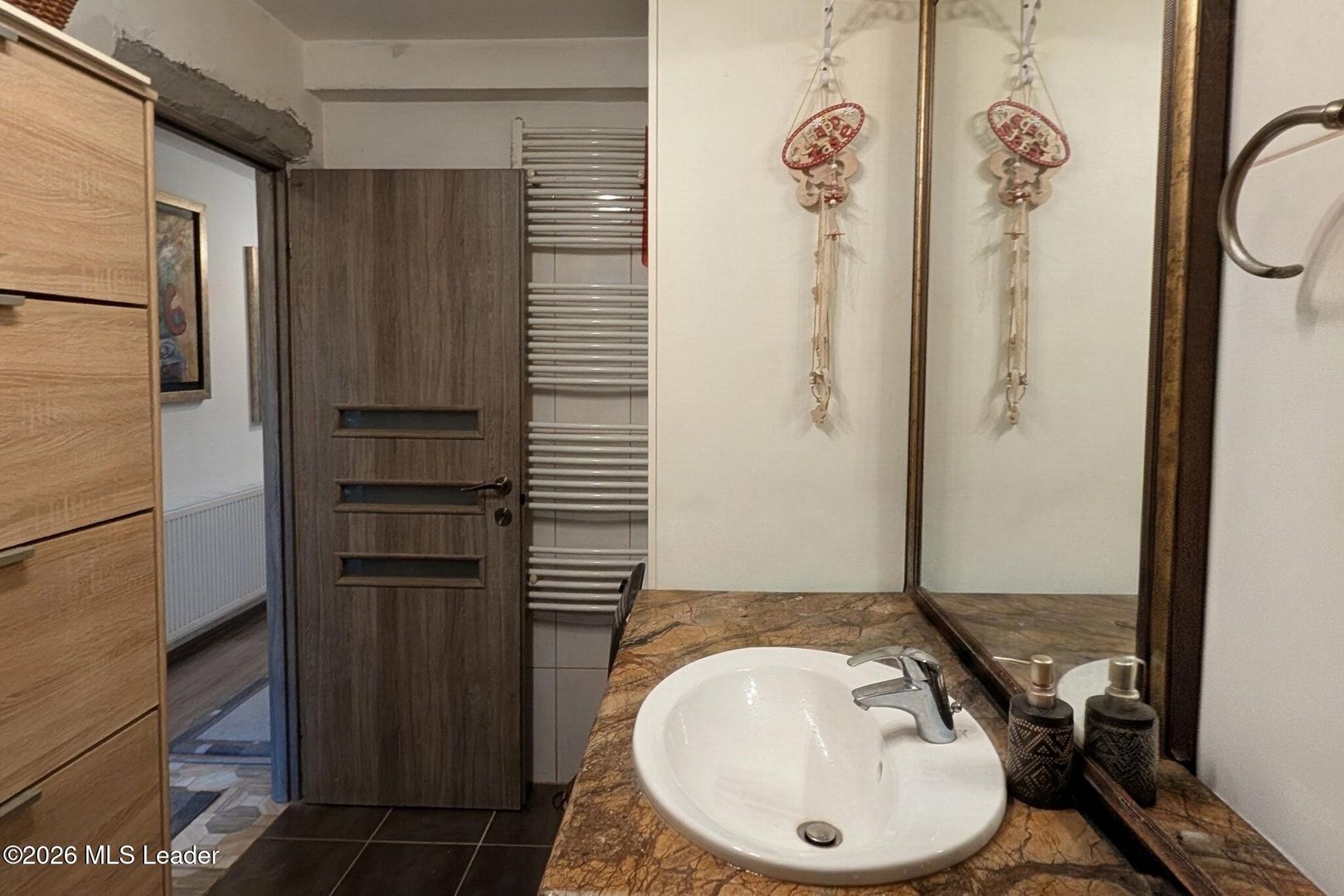 Padurea Cernica - Casa P+1+Pod Inalt, Lot pe Colt 250 Mp, Mobilata - Poză 15