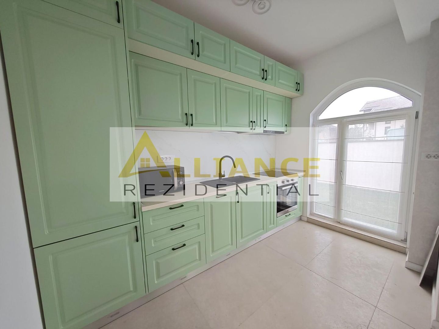 Duplex - 5 camere - 3 bai - la intrare in comuna Berceni - Poză 16