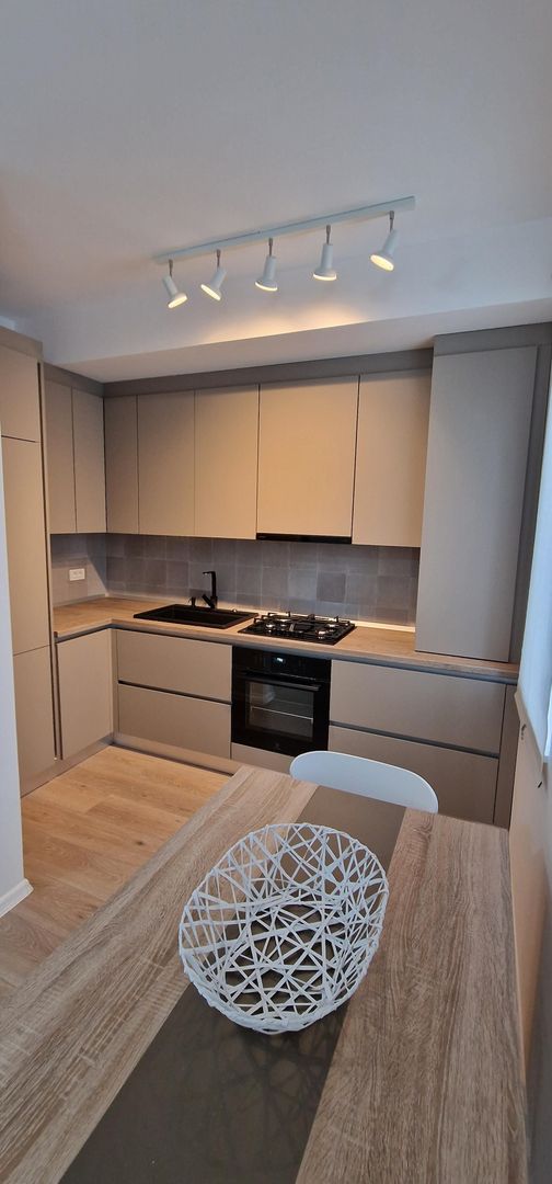 Apartament frumos cu 2 camere si loc de parcare - Poză 5