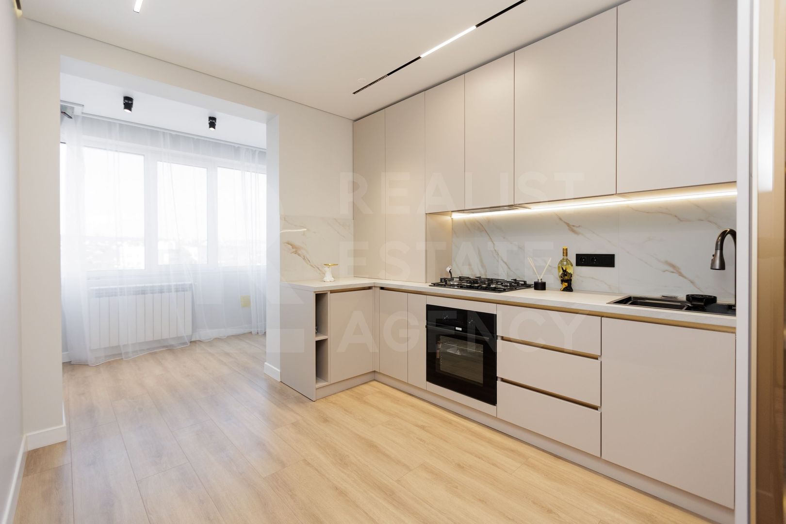 Vânzare, apartament, o cameră, str. Vasile Lupu, Buiucani - Poză 3
