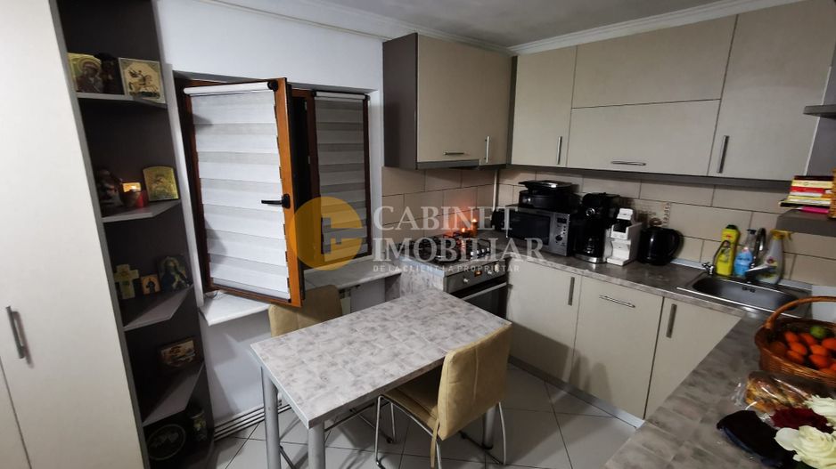 Apartament 4 camere parter/ Spațiu Comercial Nicolina 2 - Poză 11