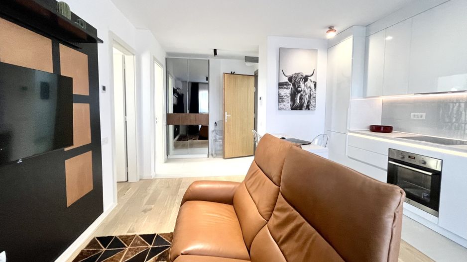 Apartament 2 camere, elegant si modern, Central - Piata 700 - Poză 3