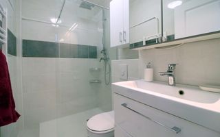 Spatios, cu terasa inchisa, vedere panoramica, bloc fara risc - Poză 28