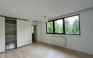 Vila cu 9 camere *900 teren* & piscina privata // Pipera - Poză 22