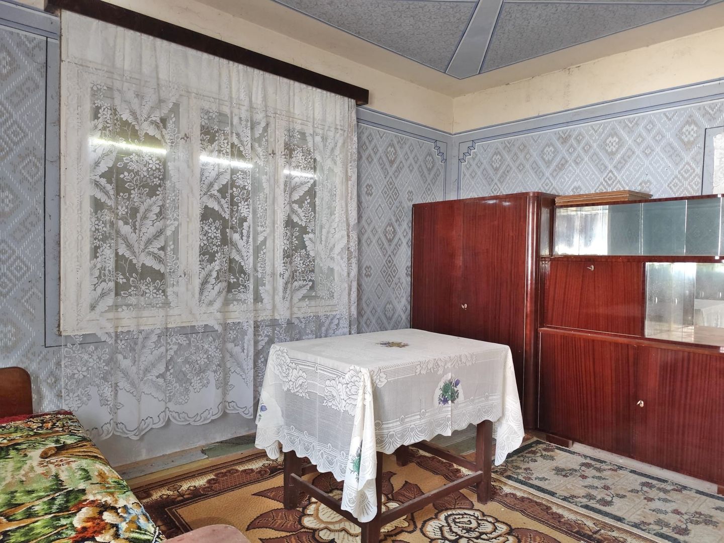Casa la tara, gaz, acces auto, teren 4122 mp – Petid, Bihor – VANZARE - Poză 5