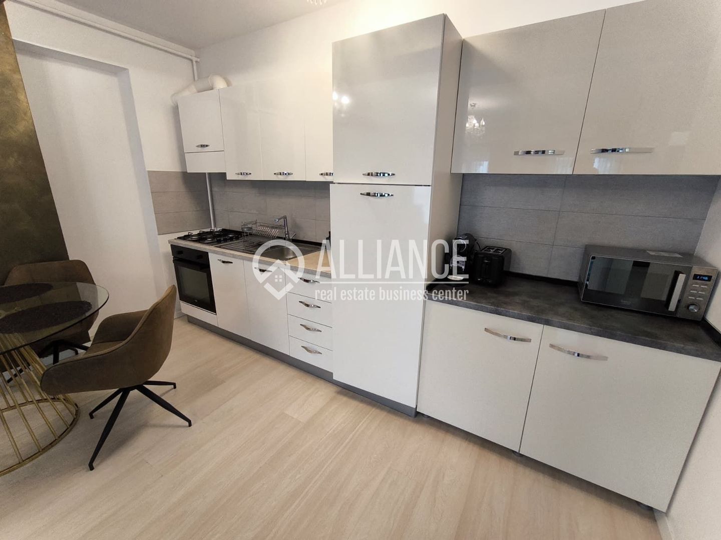 MAMAIA apartament superb cu 2 camere! - Poză 6