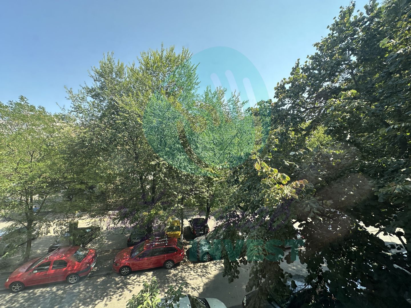 3 camere decomandate in apropiere de METROU, PARC si MALL - Poză 3