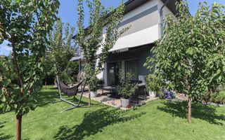 Casa ultrafinisata si eleganta in cartierul Voronet! - Poză 1