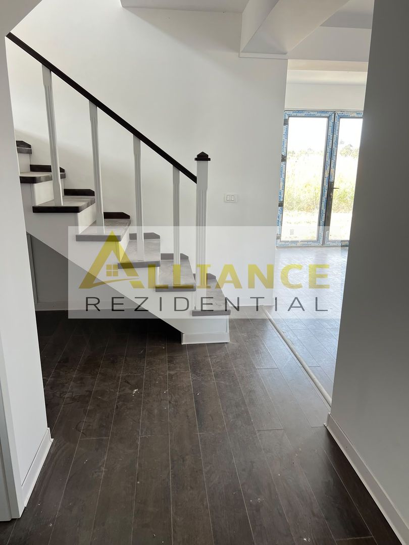 Vila de vanzare-4 camere-2 bai-Teren 350 MP - Poză 20