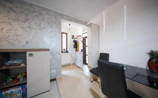 Casa in zona Astrelor, 4 camere, P+1, Comision 0% - Poză 11