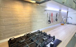 Apartament cu 3 camere decomandat, complet mobilat si utilat la parter in Giroc. - Poză 6