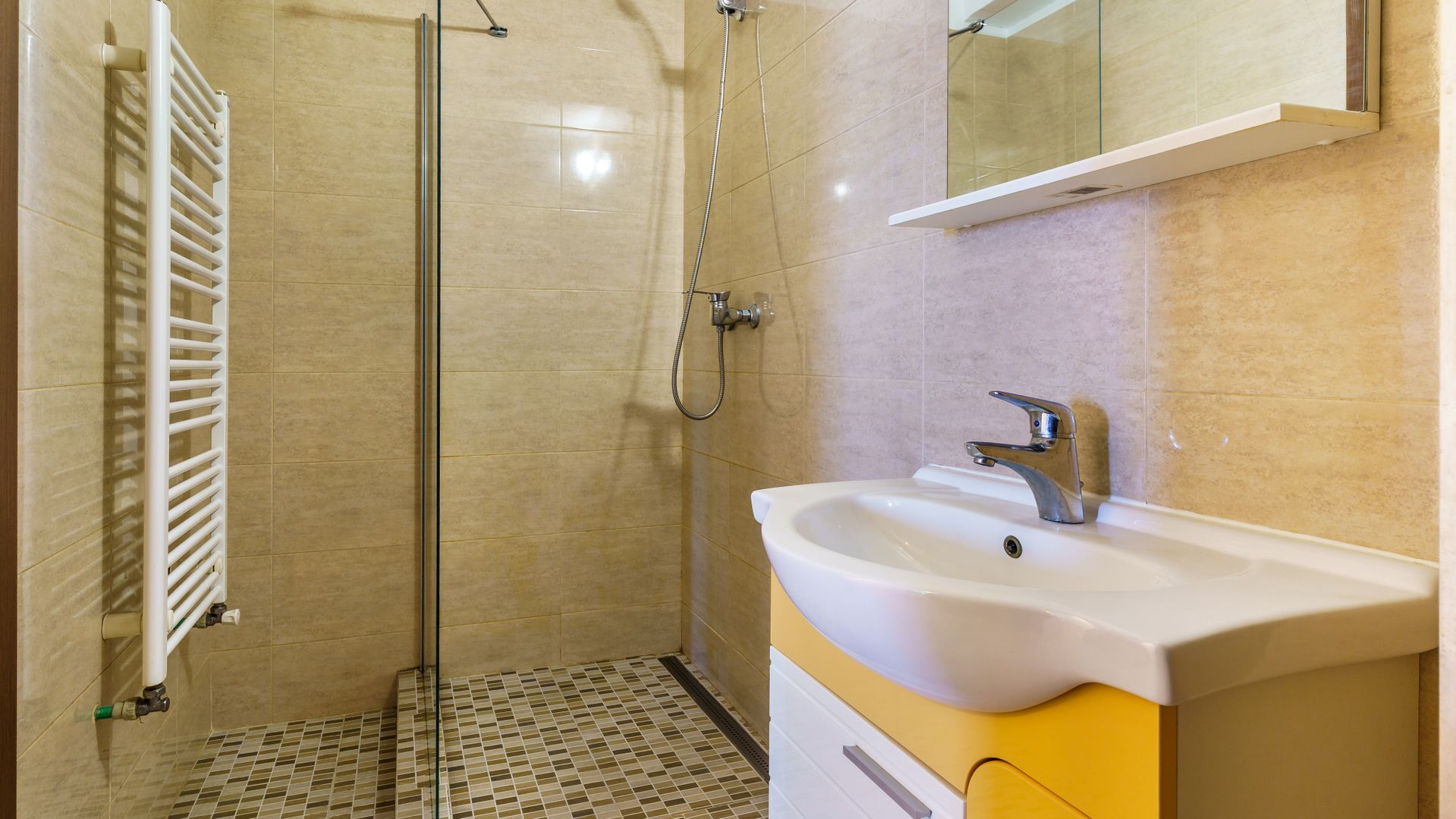 Apartament 3 camere de vanzare, Zona Gheorgheni, Iulius Mall + parcare - Poză 11