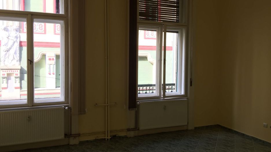 Spatiu birouri ultracentral-zona pietonala - Poză 13