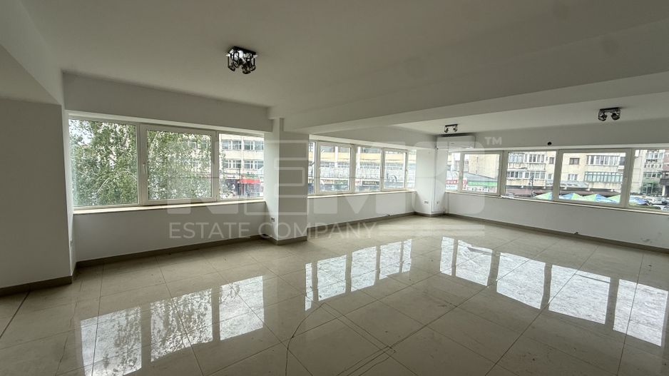 Spatiu comercial 120 mp | Ultracentral Radauti | Vanzare - Poză 13