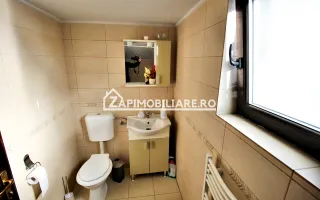 Casa 8 camere,4 bai,482mp,1.100mp teren,2 garaje,0% comision - Poză 13