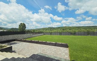 Casa noua cu piscina si terase panoramice, garaj - Poză 24