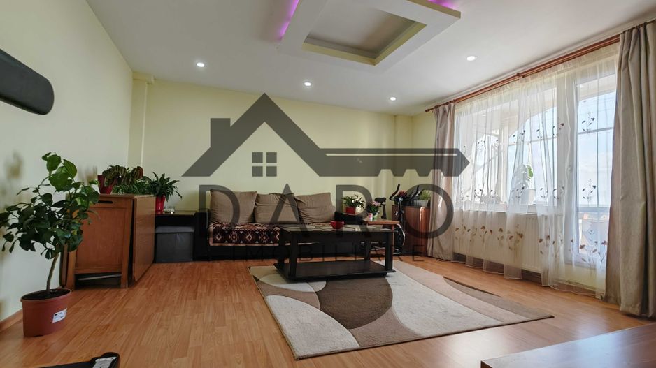 Vand apartament 3 camere - Poză 3
