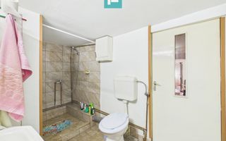 Casă cu 3 camere și teren generos în Drauț - Poză 2