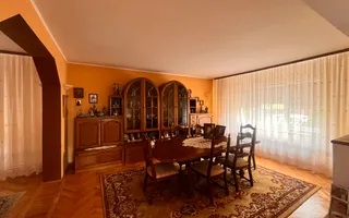 Casă De Vânzare cu 9 Ari teren I Fălticeni /Zona Spitalului I 270.000E - Poză 15