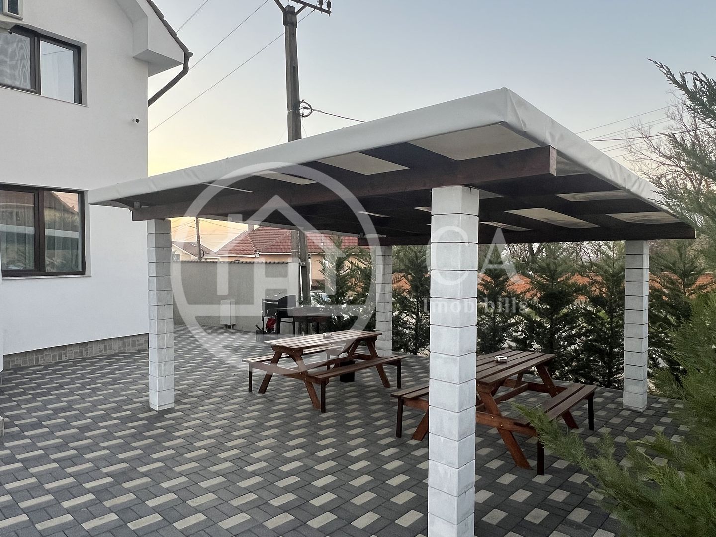 Pensiune turistica de vanzare in Rontau, Bihor - Poză 2