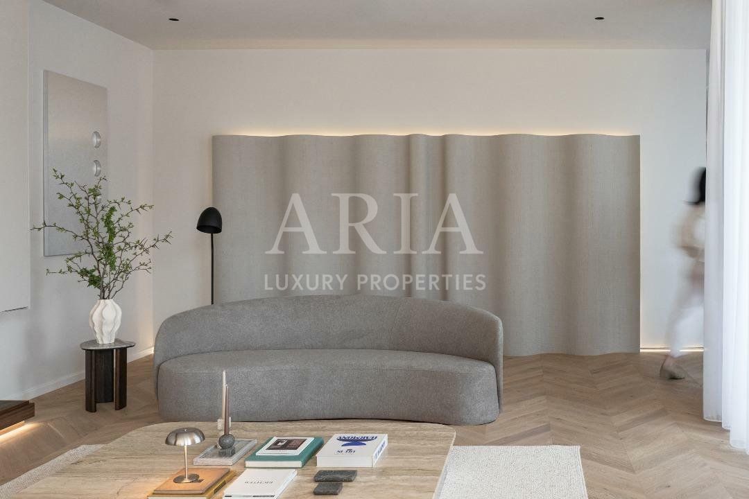 REZIDENȚĂ CONTEMPORANĂ CU DESIGN ICONIC | POZE REALE | - Poză 13