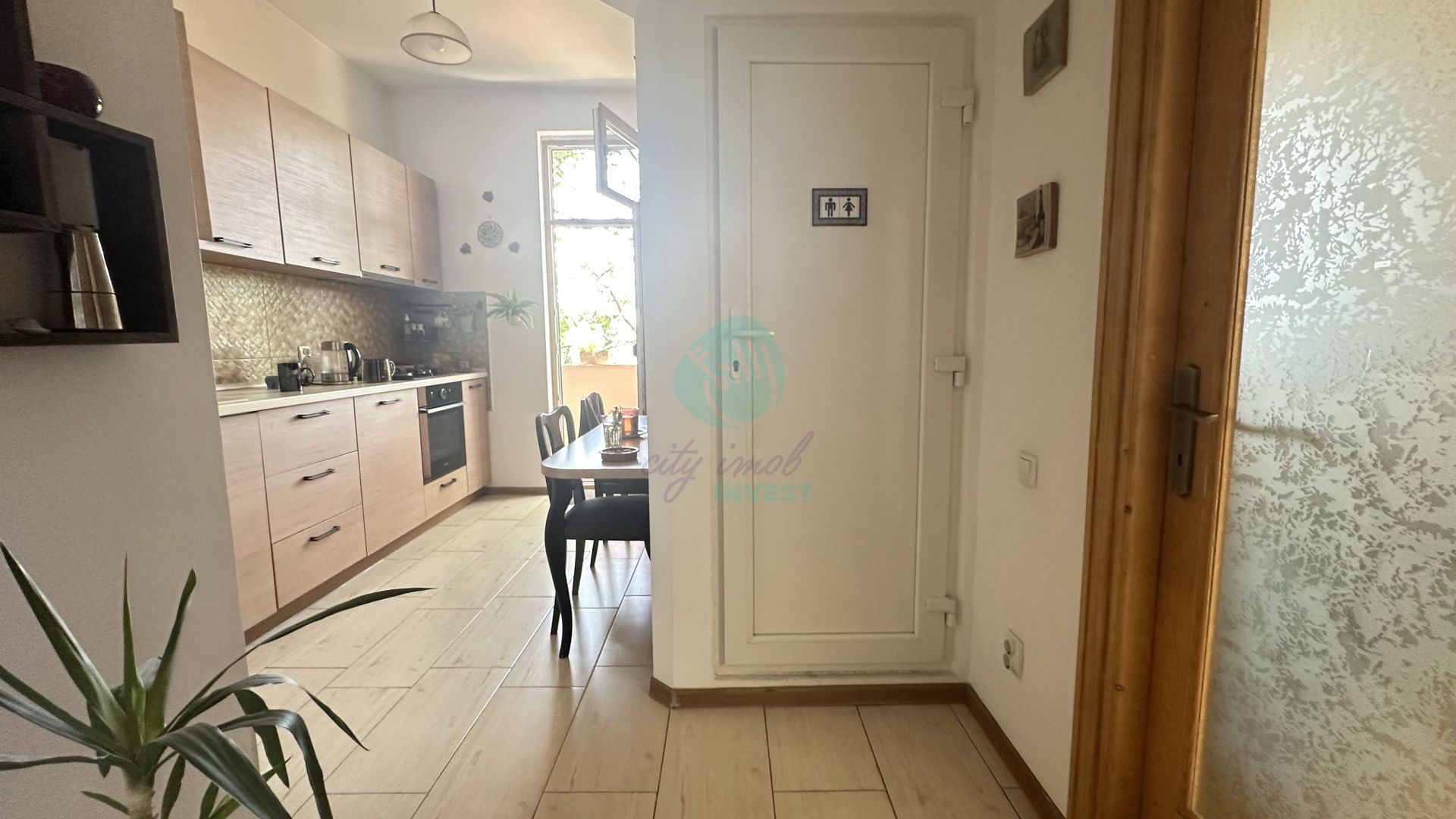 Apartament boem cu mult soare Piata Sfantul Stefan - Poză 11